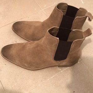 Chelsea boots